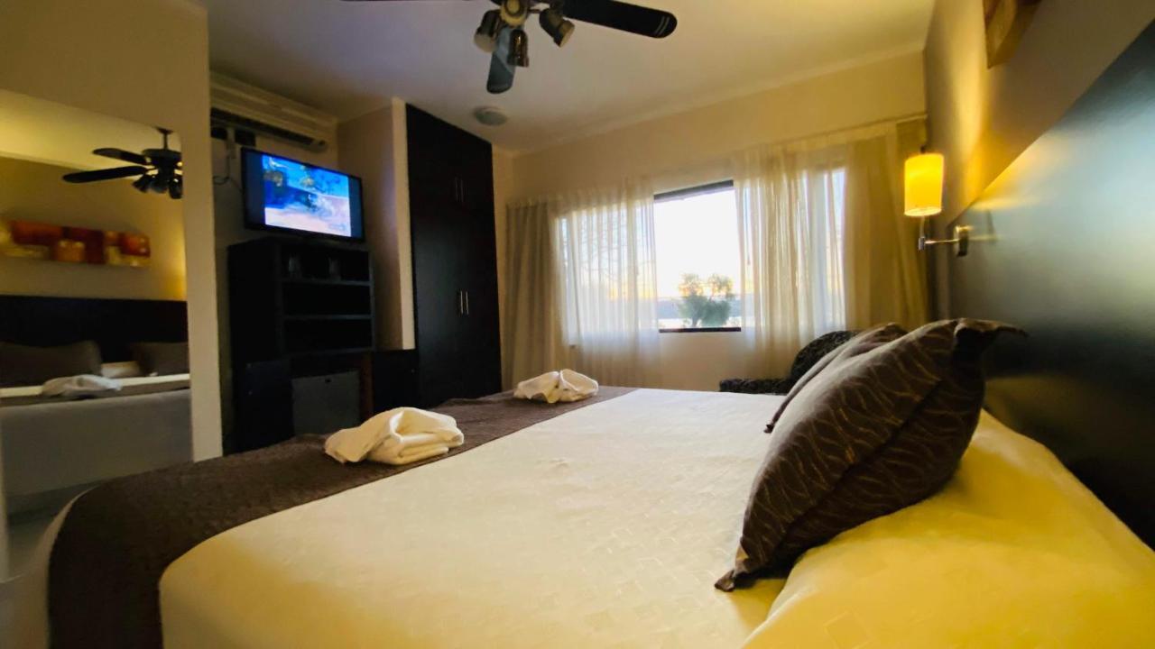 Madeo Hotel & Spa Villa Carlos Paz Extérieur photo