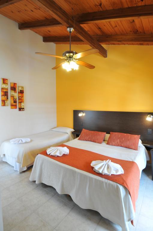 Madeo Hotel & Spa Villa Carlos Paz Extérieur photo