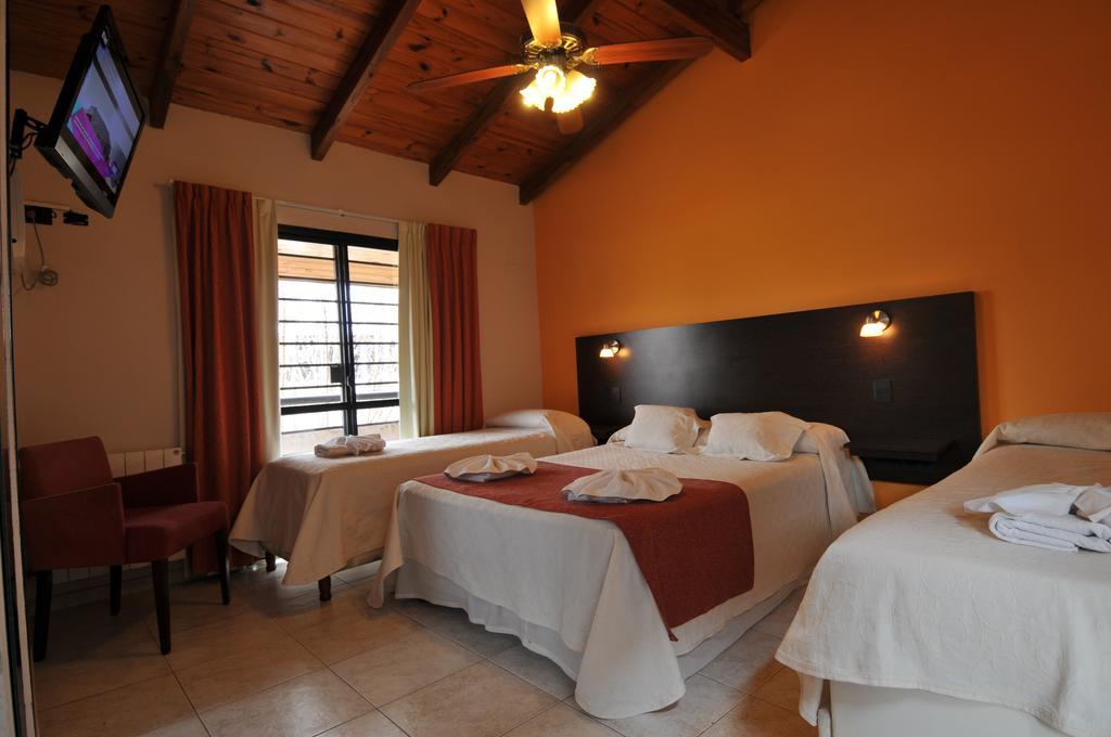 Madeo Hotel & Spa Villa Carlos Paz Extérieur photo