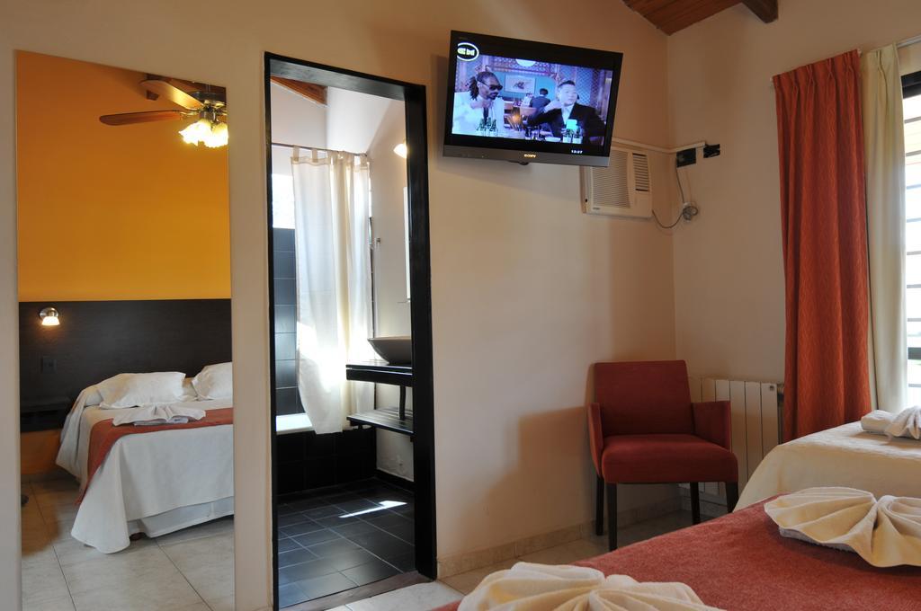 Madeo Hotel & Spa Villa Carlos Paz Extérieur photo