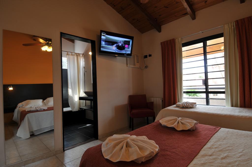 Madeo Hotel & Spa Villa Carlos Paz Extérieur photo