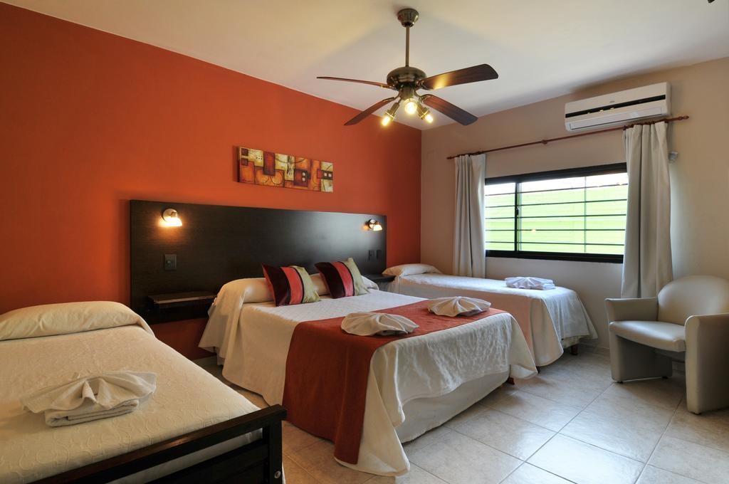 Madeo Hotel & Spa Villa Carlos Paz Extérieur photo