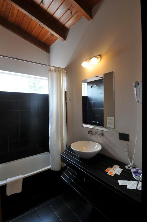 Madeo Hotel & Spa Villa Carlos Paz Extérieur photo